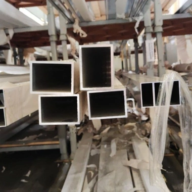 Труба алюминиевая прямоугольная 100х25х3 АД31Т1 фото №3