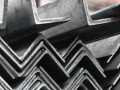 Уголок металлический 100х63х4 09Г2С горячекатаный